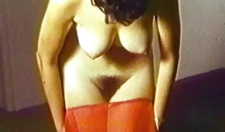 ತಾಯಿ ಒಂದು ಸೂಳೆ ಮತ್ತು ಅರಿವಿರದ ನೀವು ಮನೆ